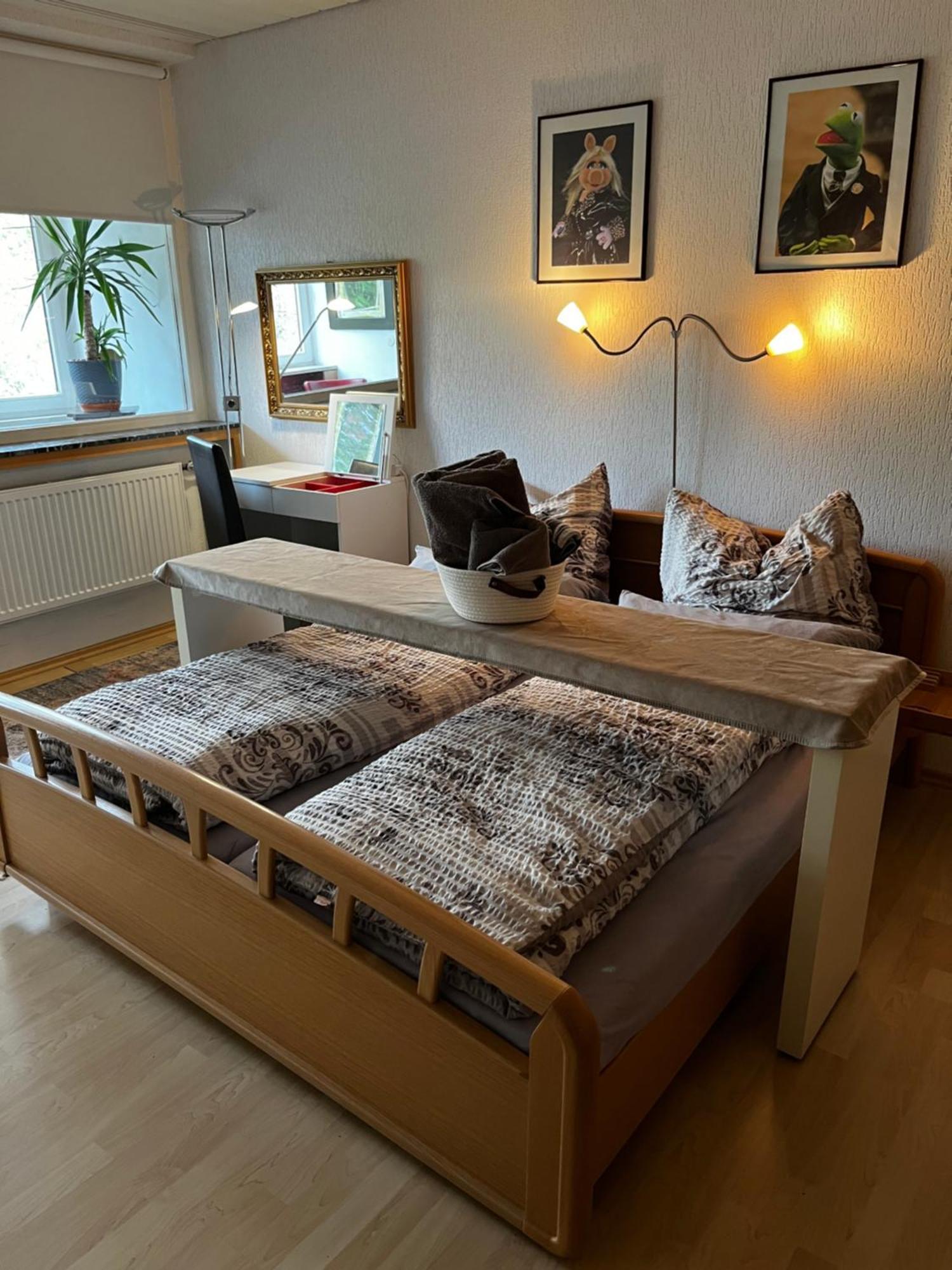 Gemuetliche, Ganze Wohnung In Ruhiger, Zentraler Lage Leverkusen Exterior photo